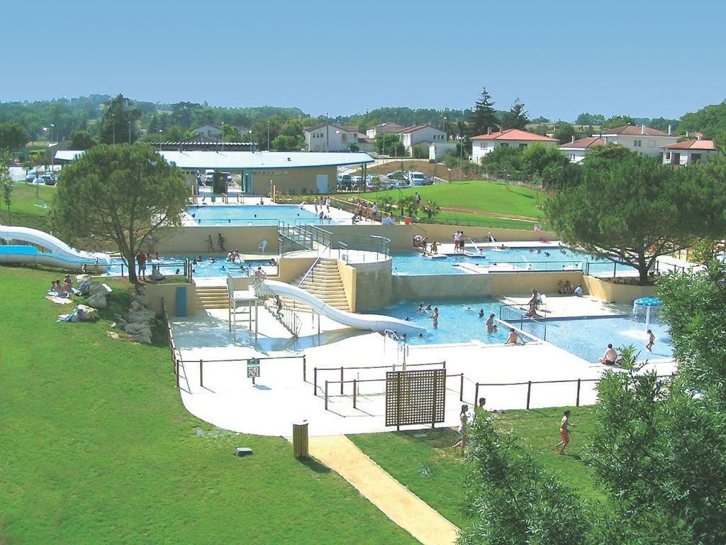 Gite La Halippe Caussens Exterior foto